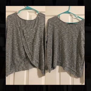 Gray Flowy Top with slit on back | American Eagle